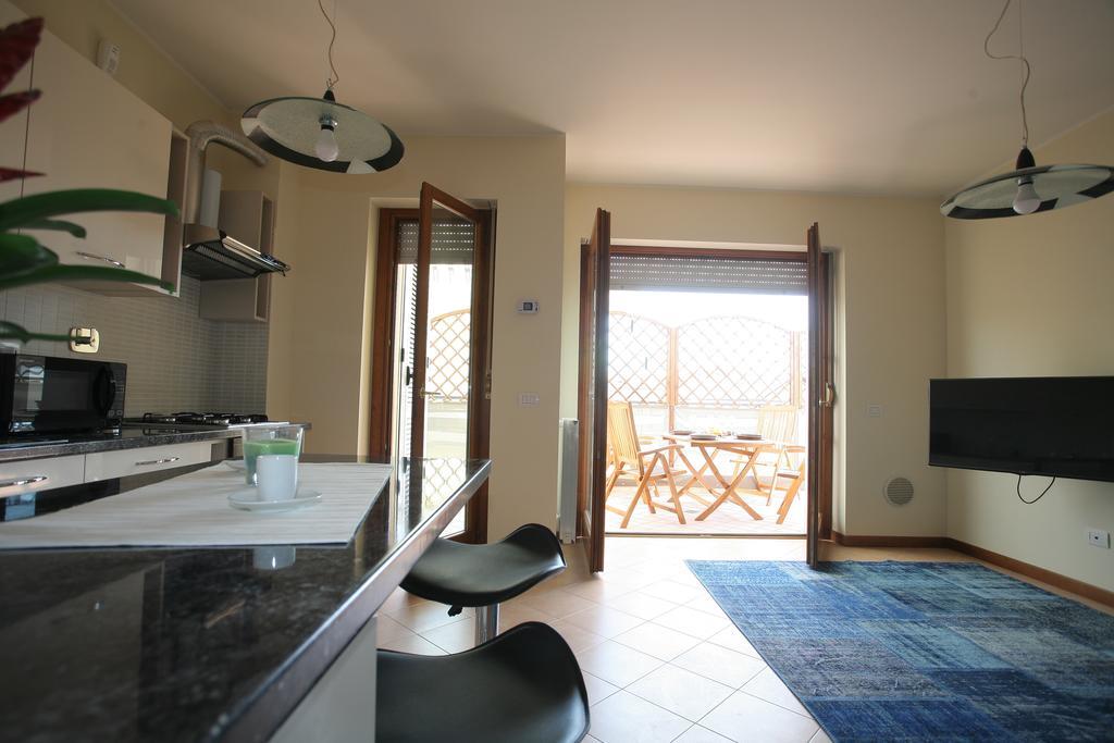 Suite Andrea フィウミチーノ 部屋 写真