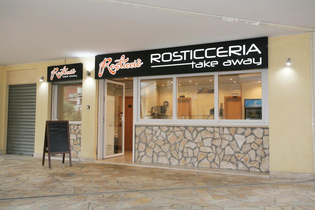 Suite Andrea フィウミチーノ 部屋 写真